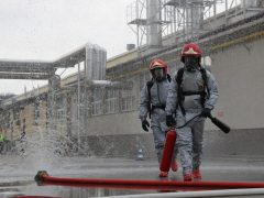 Pembersihan Drainase di Gudang